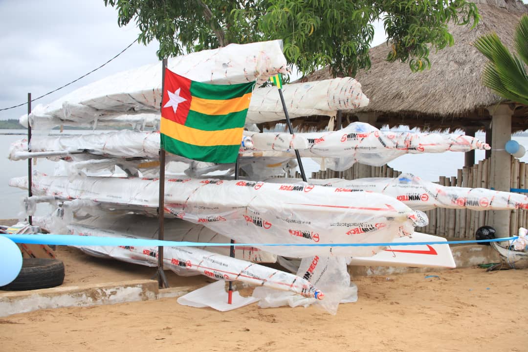 Hilfsgueter Afrika Hilfswerk Maximilian Reinelt Zentrum